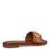 Envie Shoes Φλατ Σανδάλια με Χρυσή Διακοσμητική Αγκράφα Κάμελ
