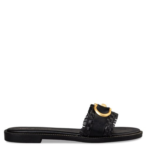 Envie Shoes Φλατ Σανδάλια με Χρυσή Διακοσμητική Αγκράφα Μαύρο